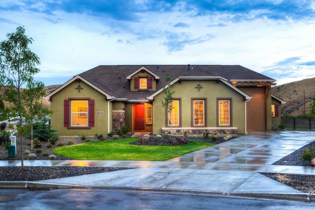 Hardscape Ideas for the Front of Your House 