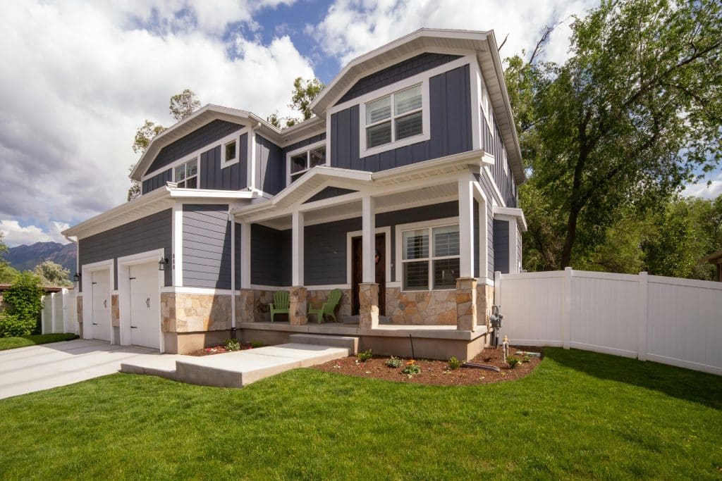 Hardscape Ideas for the Front of Your House 