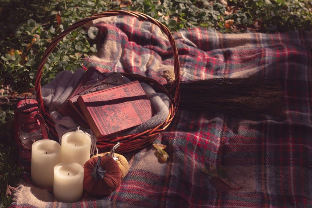 Cozy Fall Ideas for Your Backyard 